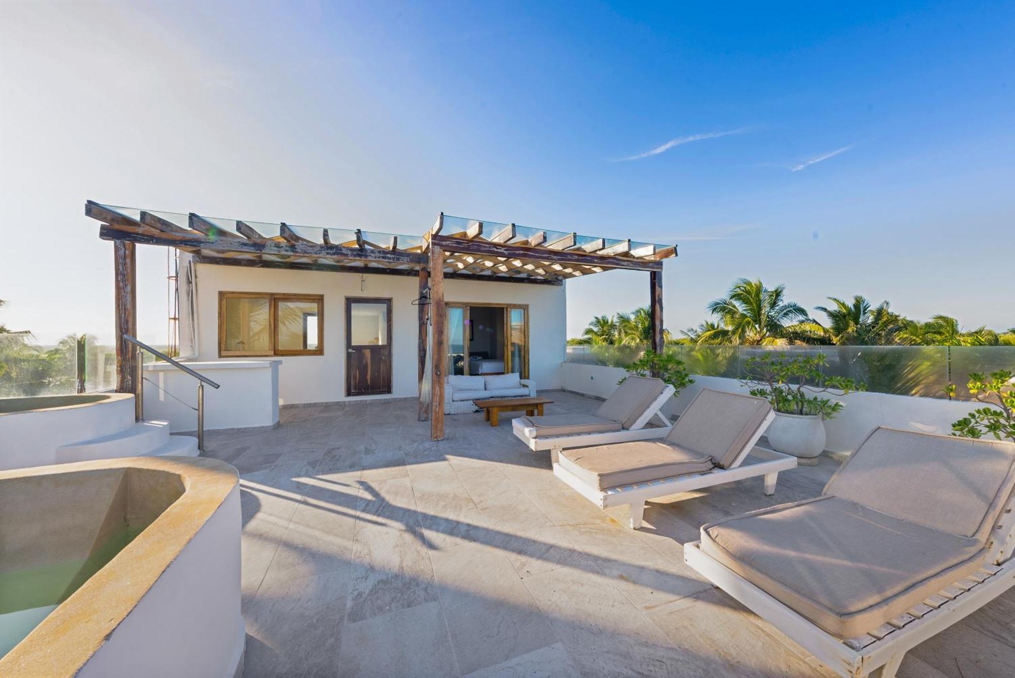 Playa Canek Beachfront Eco Hotel Тулум Экстерьер фото