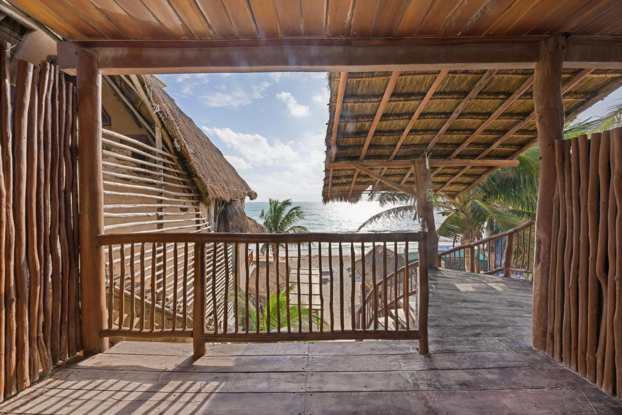 Playa Canek Beachfront Eco Hotel Тулум Экстерьер фото